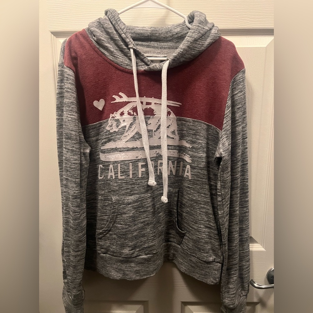 Reflex Hoodie - CALIFORNIA Used in Good Condition XL